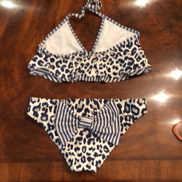 Bikini - Picture 5 of 6